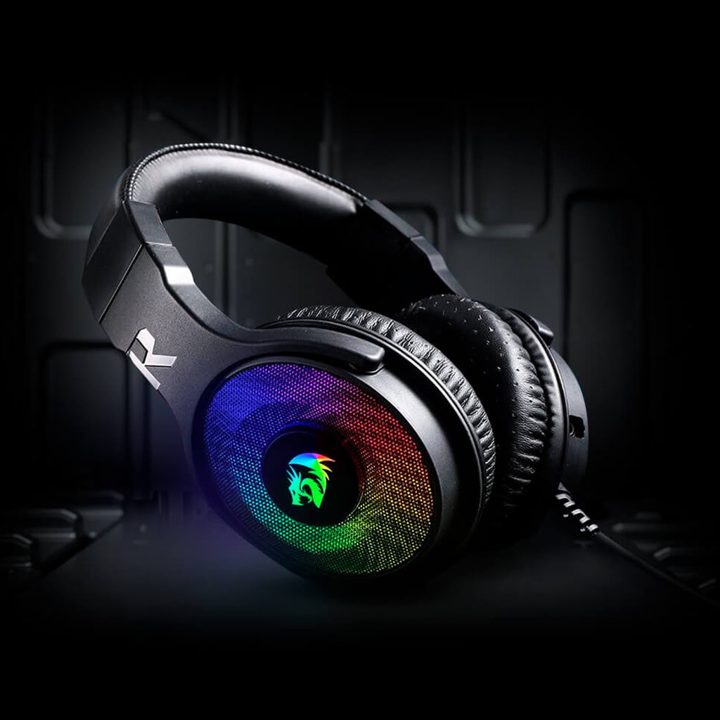 redragon h350 black rgb gaming headset left side 1.jpg redragon h350 black rgb gaming headset left side 1.jpg